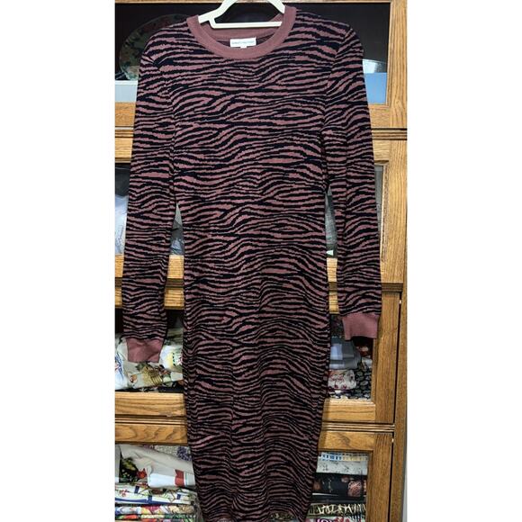 Express x Negin Mirsalehi Zebra Print Crewneck Midi Sweater Dress Women’s M - Picture 4 of 8